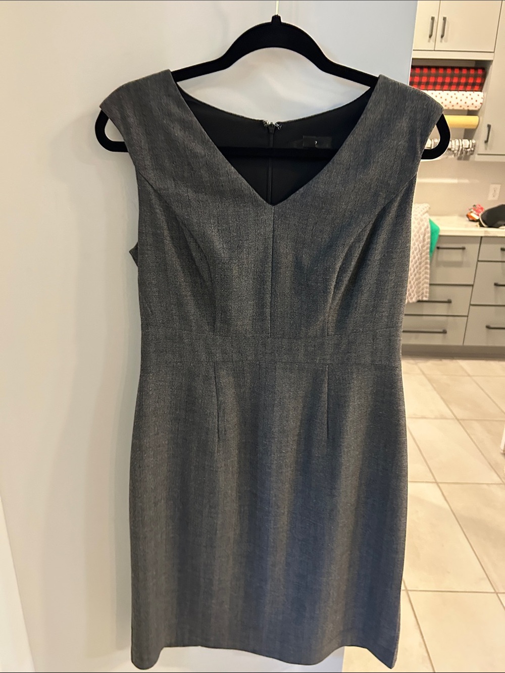 Mossimo Supply Co. Gray V-Neck Midi Sheath Dress
